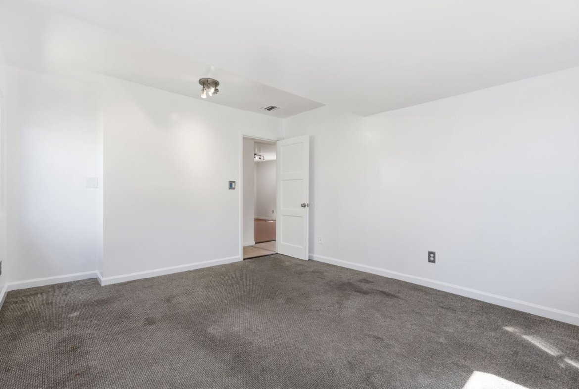 1668 Anaheim Street, Harbor City Casa Bella Realty Group