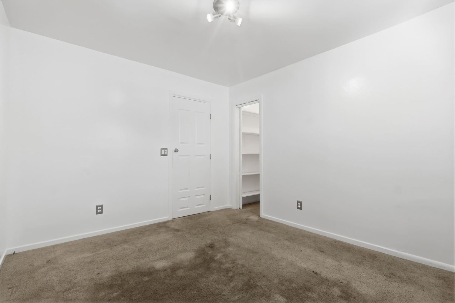 1668 Anaheim Street, Harbor City Casa Bella Realty Group